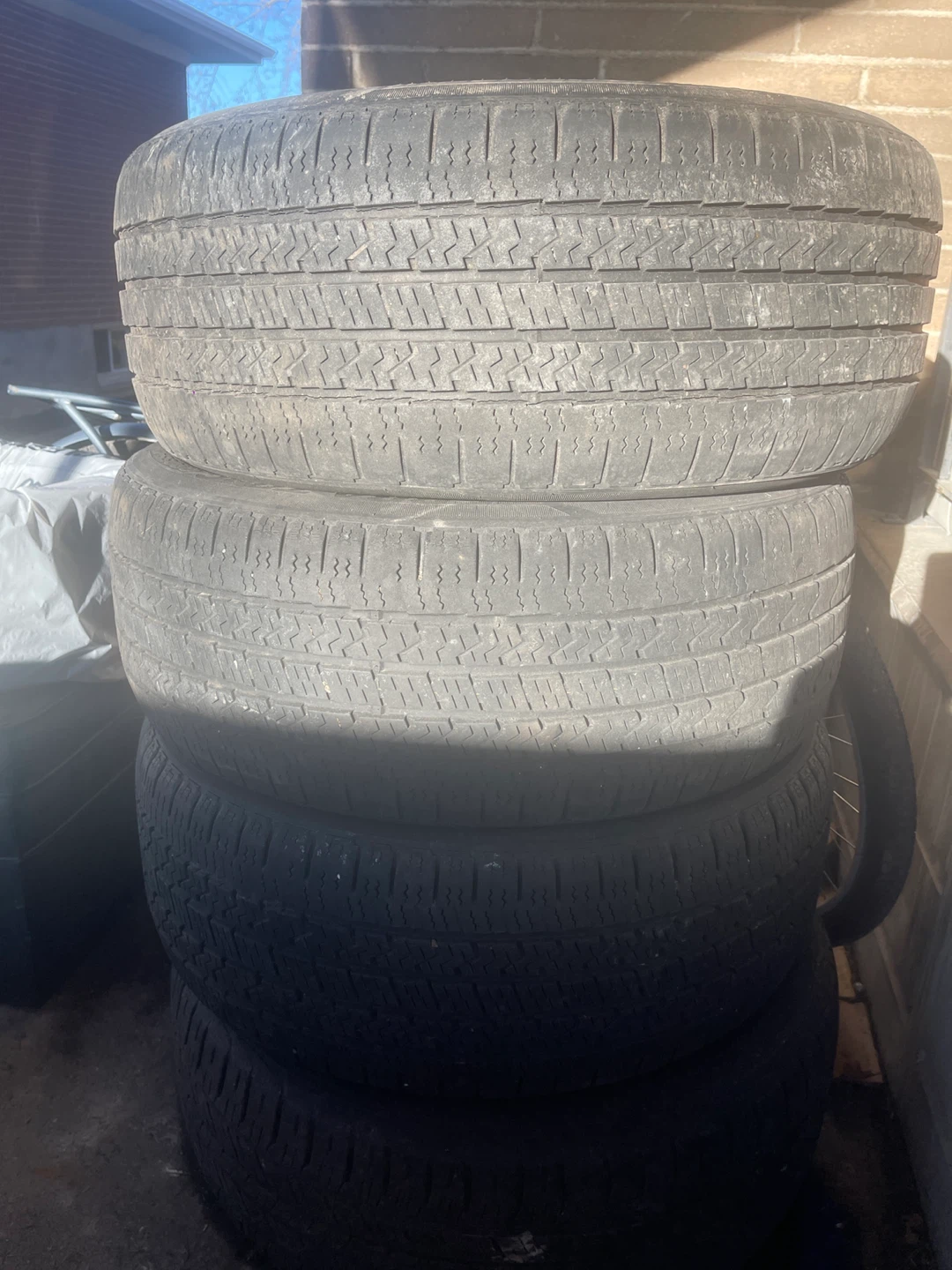 Set of 4 Tires - 255/50R20 - photo 3