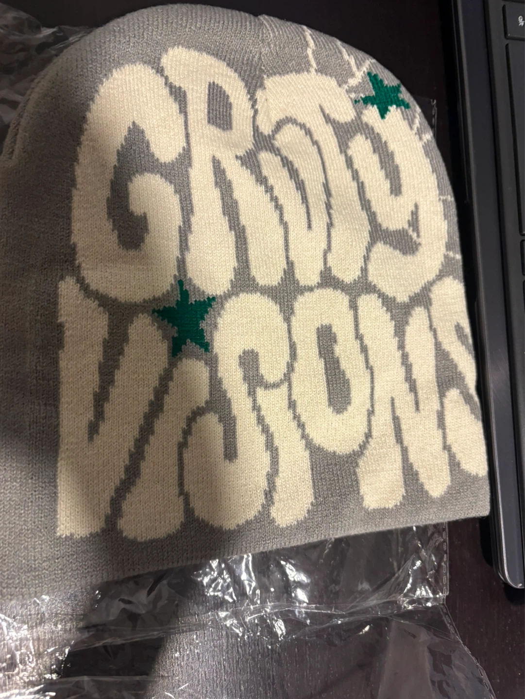 y2k beanies - photo 3