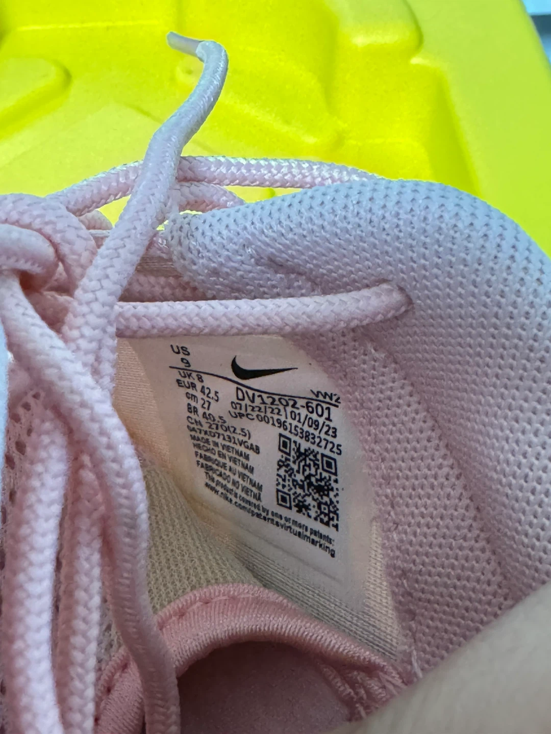 Nike Roshe Golf Shoes - Pink - Women's Size 9 (US) - photo 3