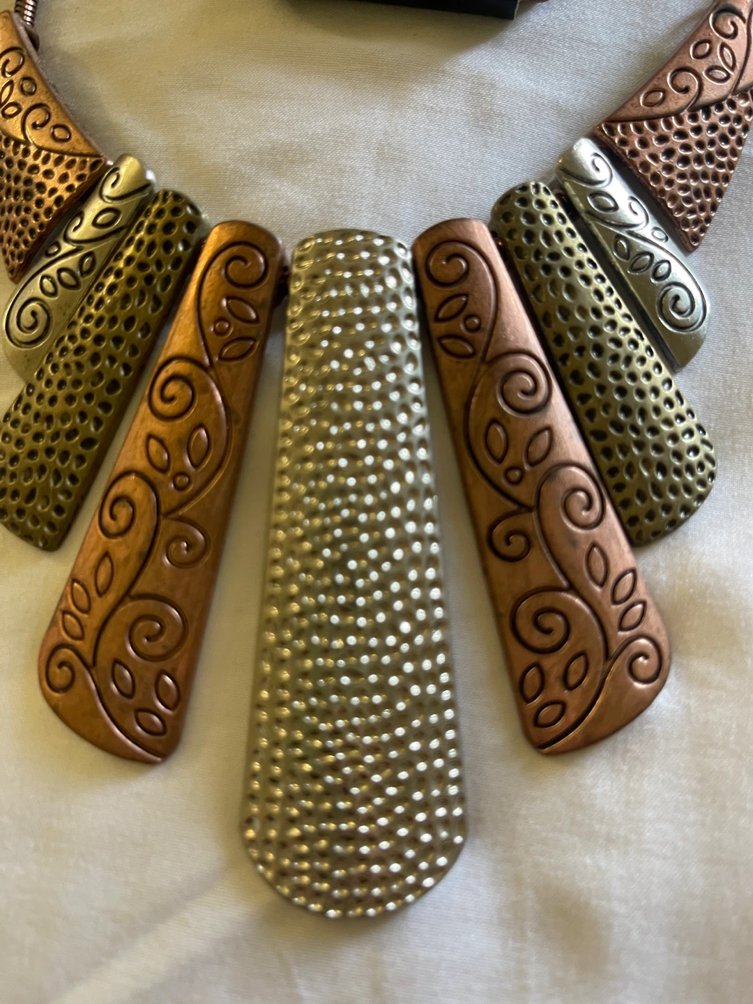 Paparazzi Statement Necklace - photo 2