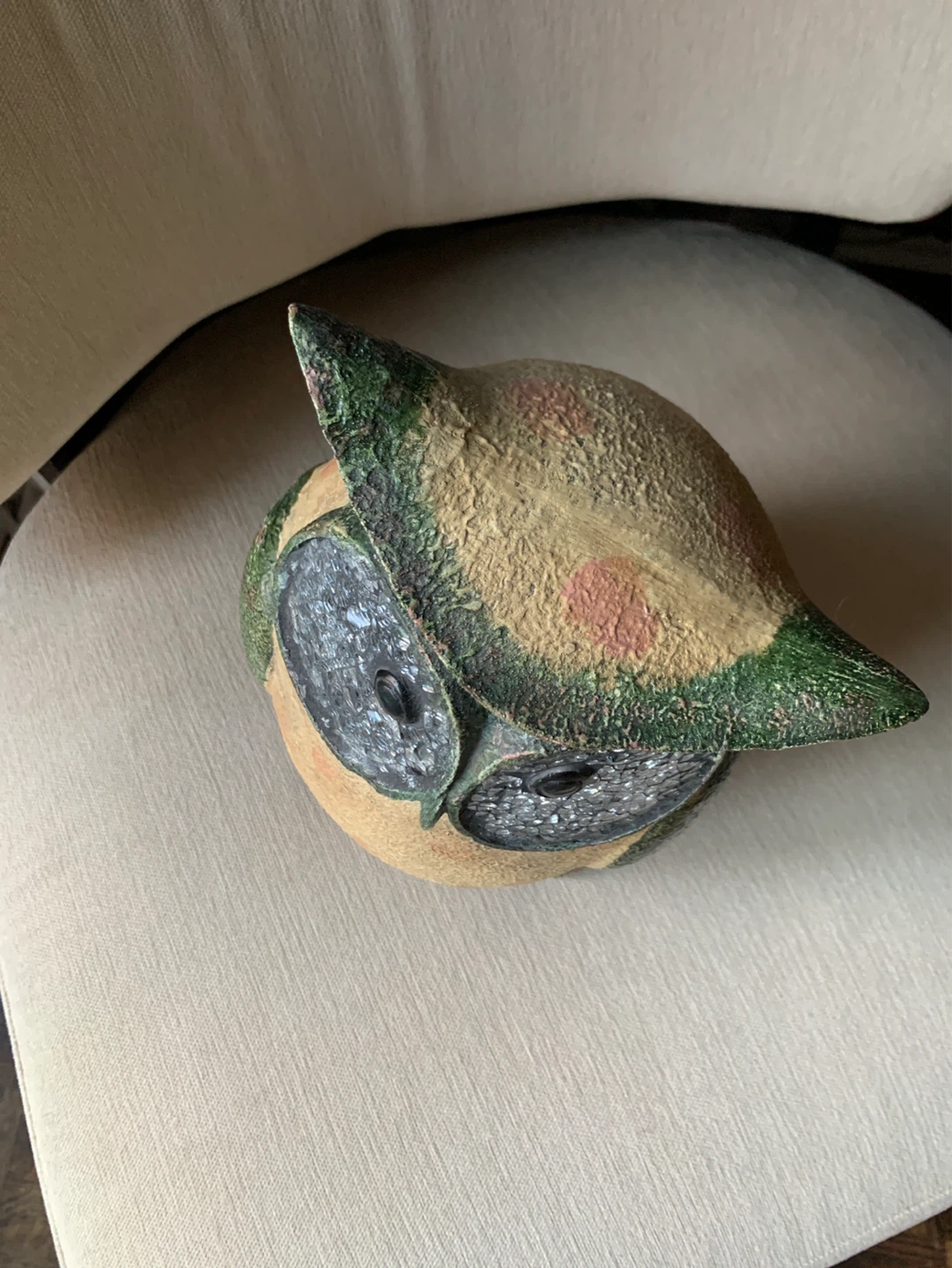 Cluster of Glass Eyes Decorative Owl Figurine - photo 3