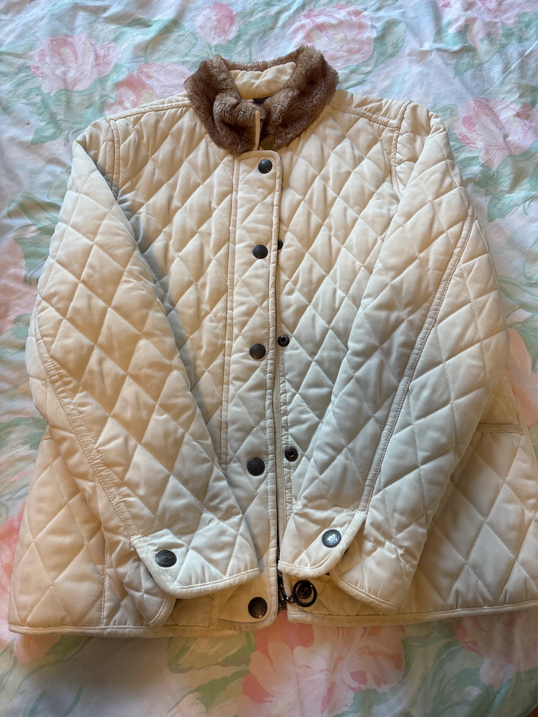 Cream Quilted Jacket with Fur Collar