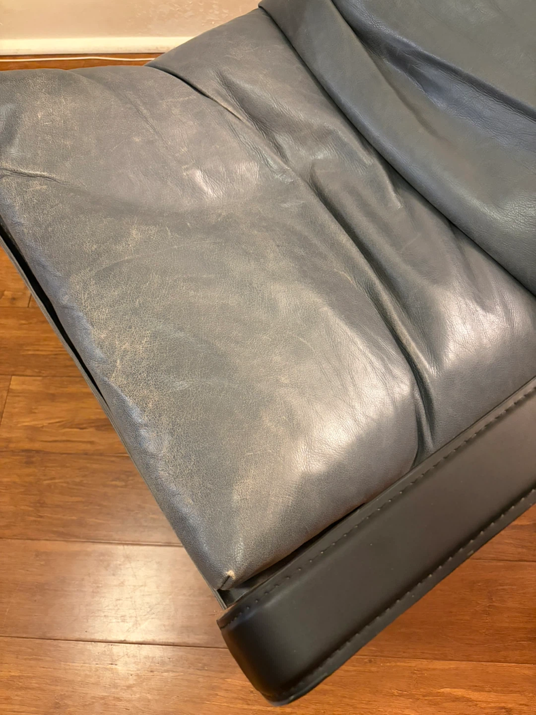Moderin Industrial Leather Armchair - photo 5