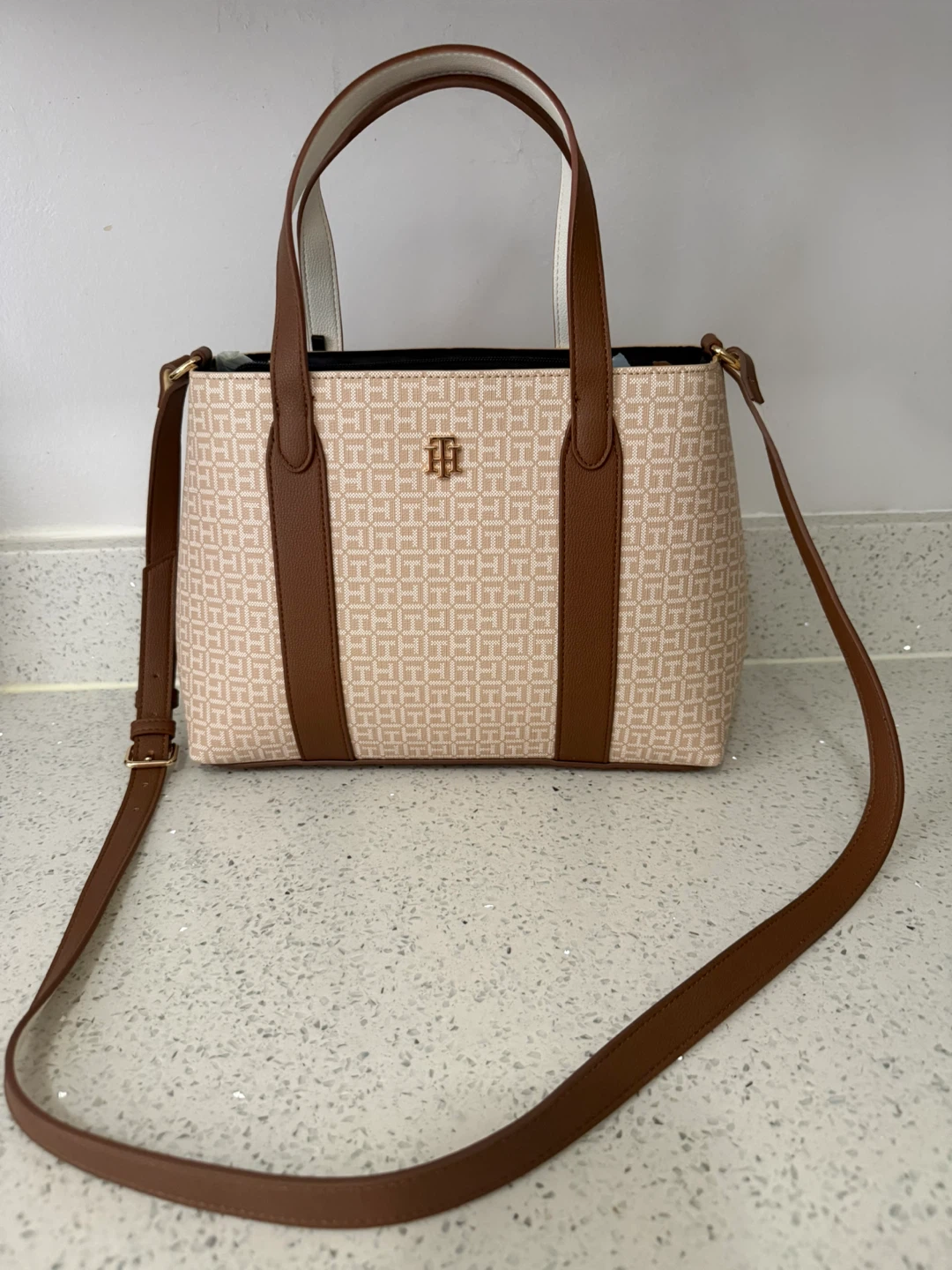 Tommy Hilfiger Tote Bag