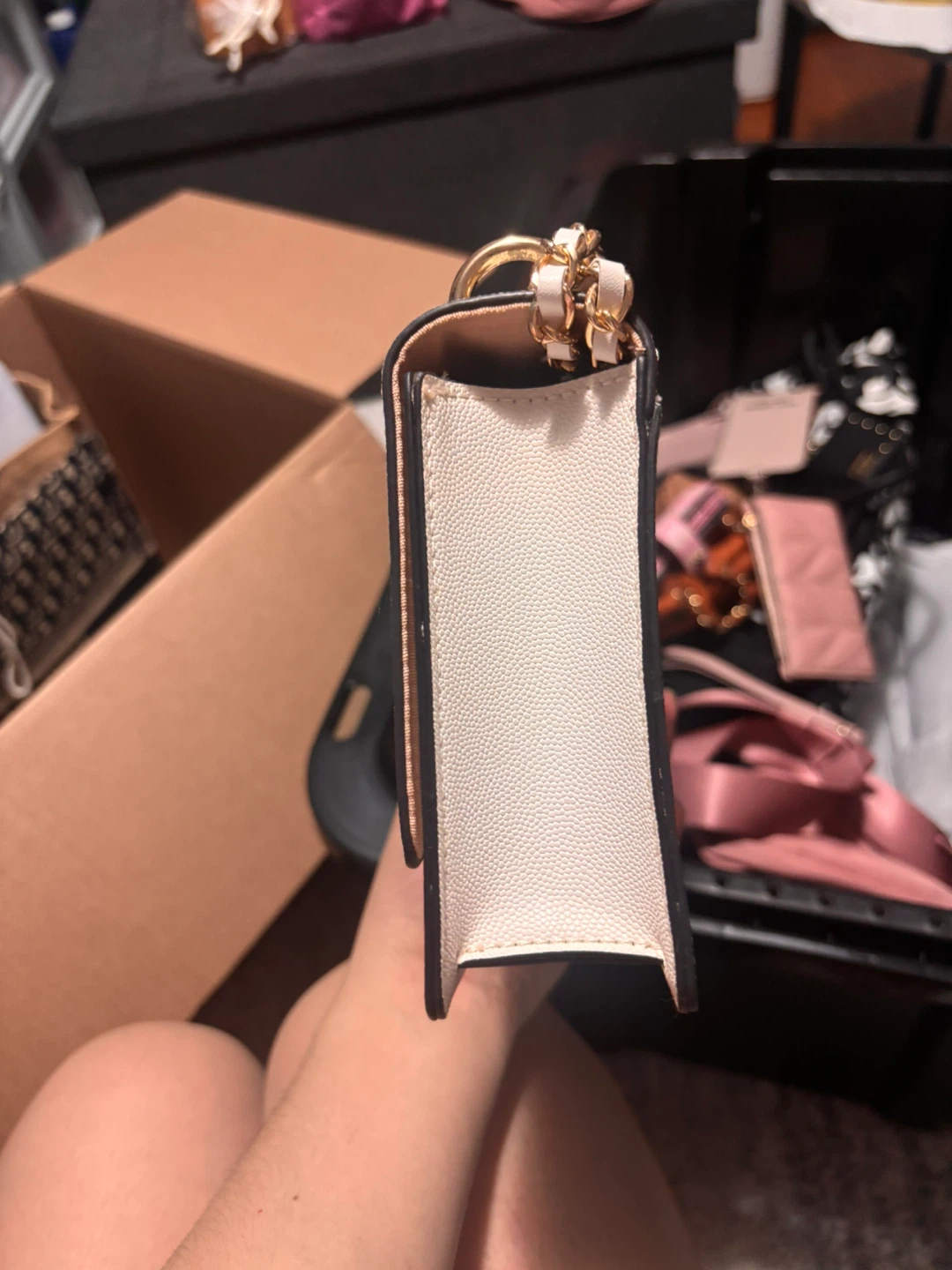 ALDO White Faux Leather Butterfly Crossbody Bag - photo 4