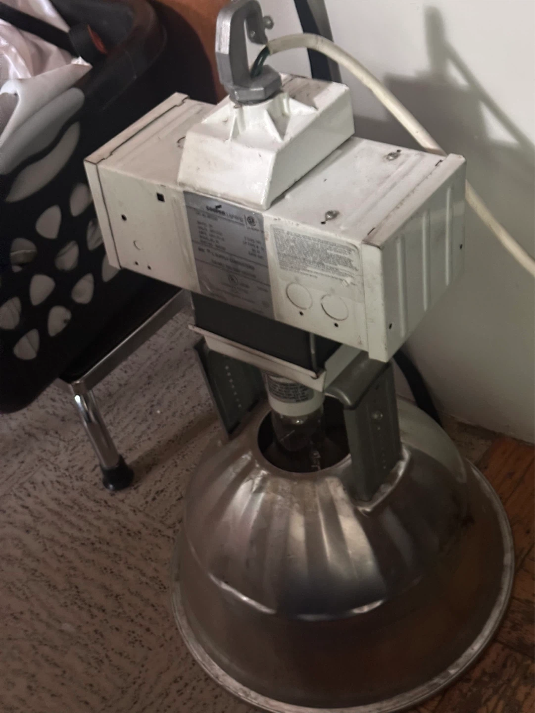 Industrial cooper 400 watt light fixture