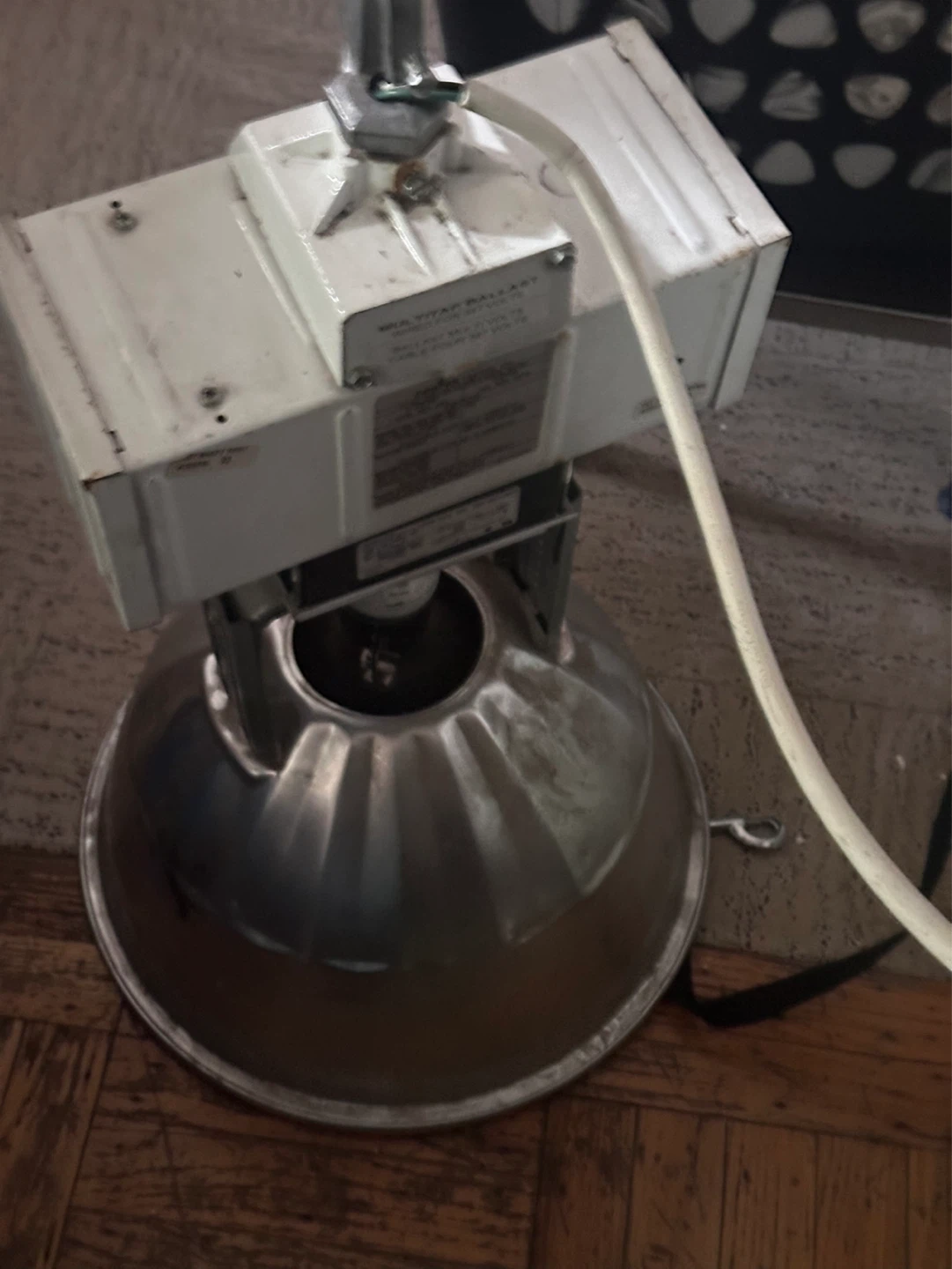 Industrial cooper 400 watt light fixture - photo 2