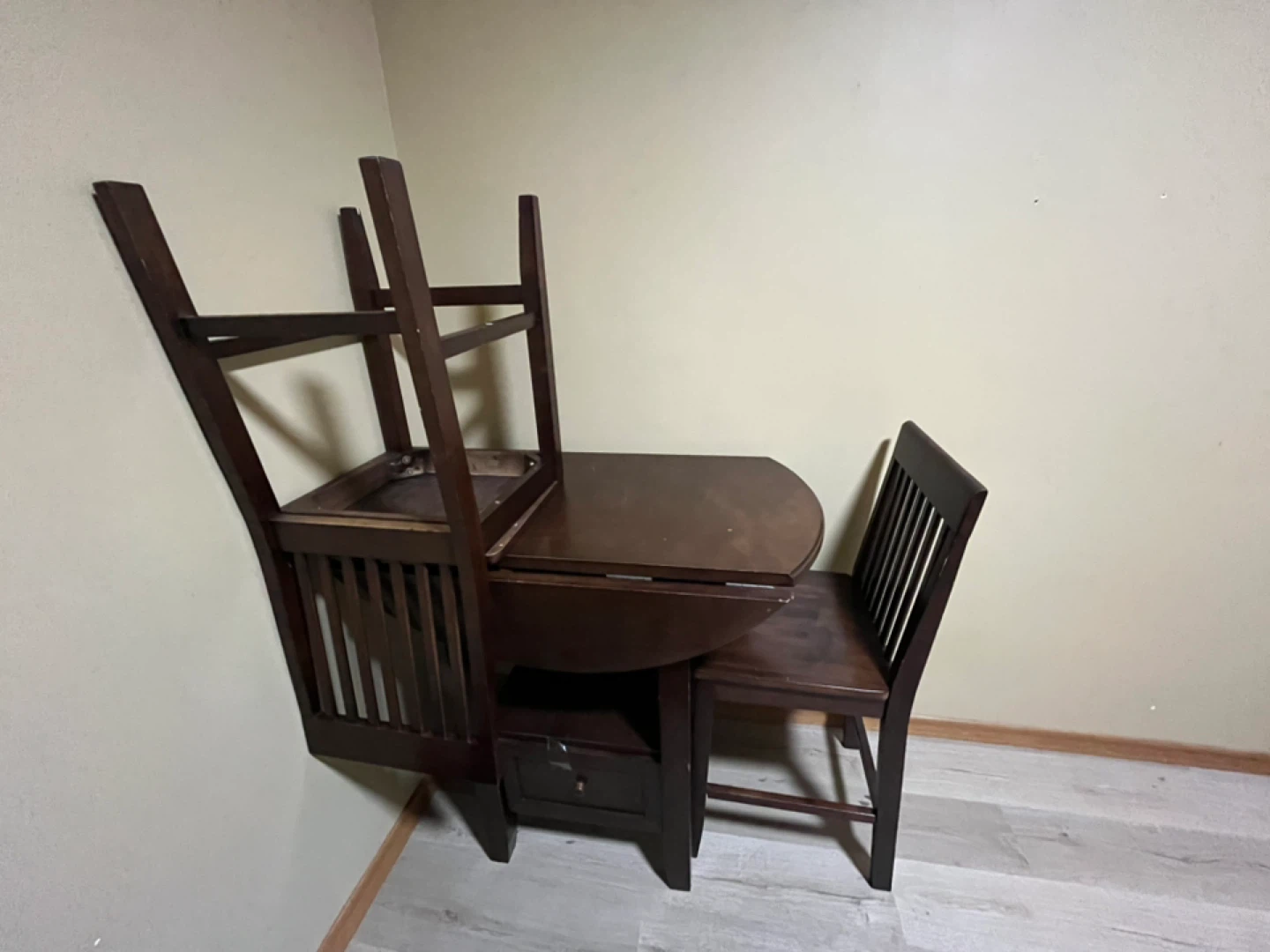 Drop Leaf Dining Set with 2 Chairs
