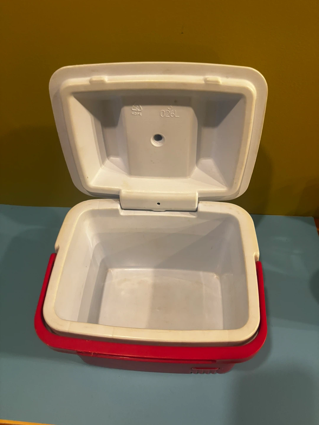 Rubbermaid Cooler Red/White - photo 5