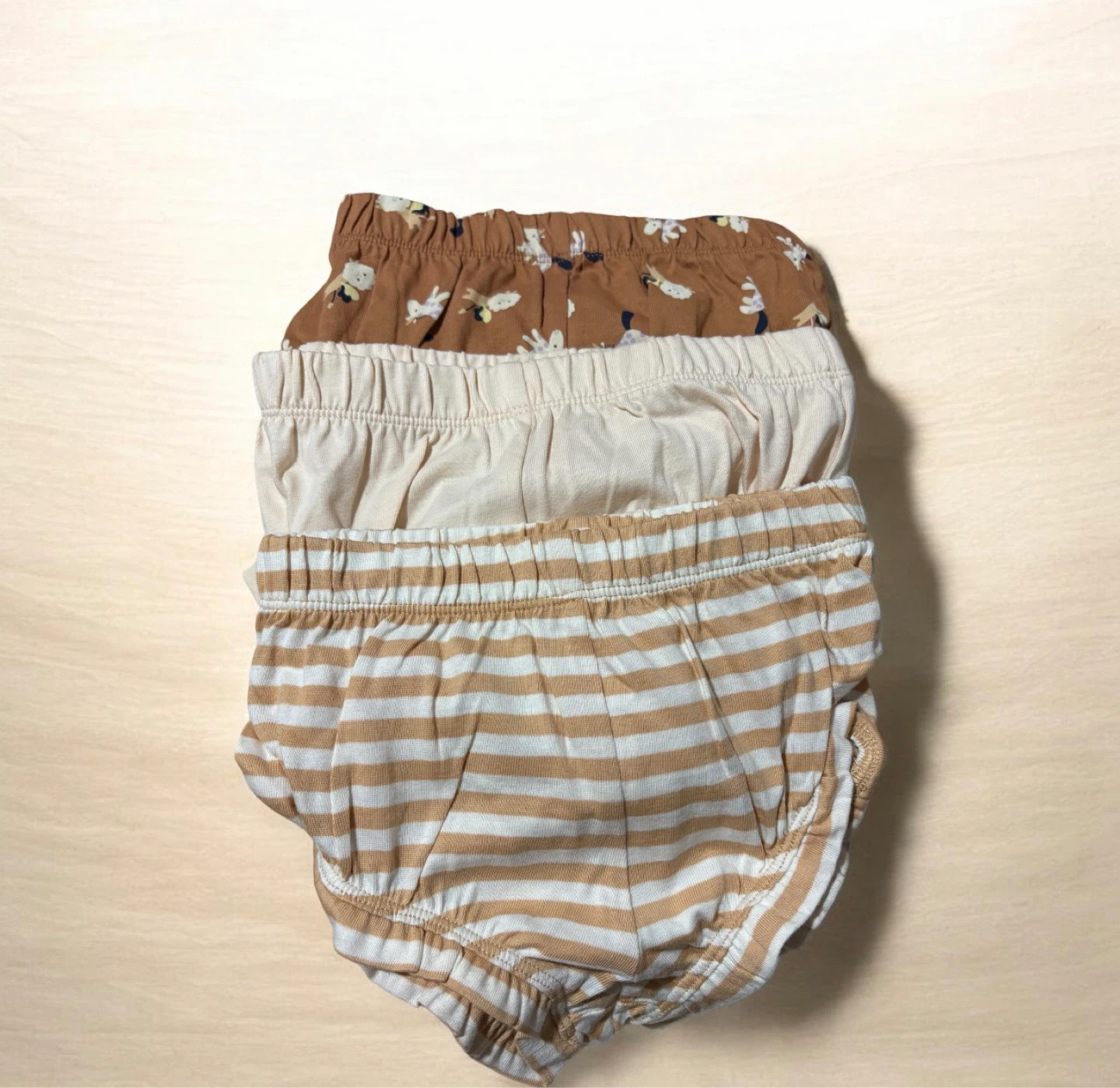 Amazon Essentials Baby Bloomers - 12 Months - Pack of 3 - photo 2
