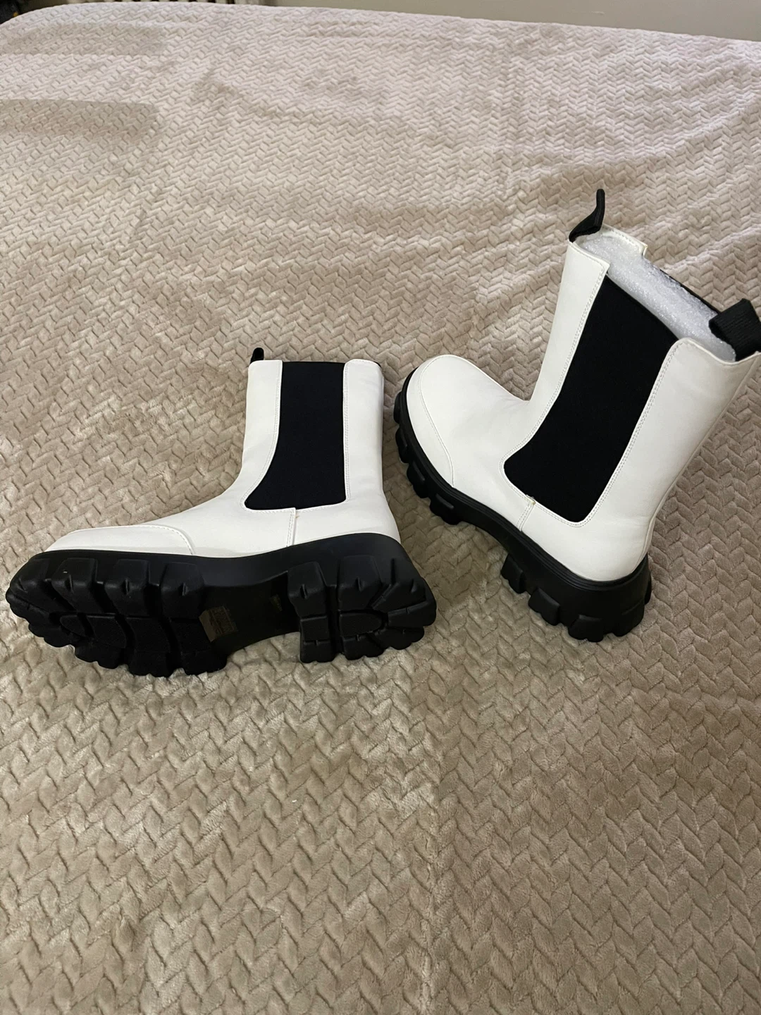 White Chelsea Boots - photo 2