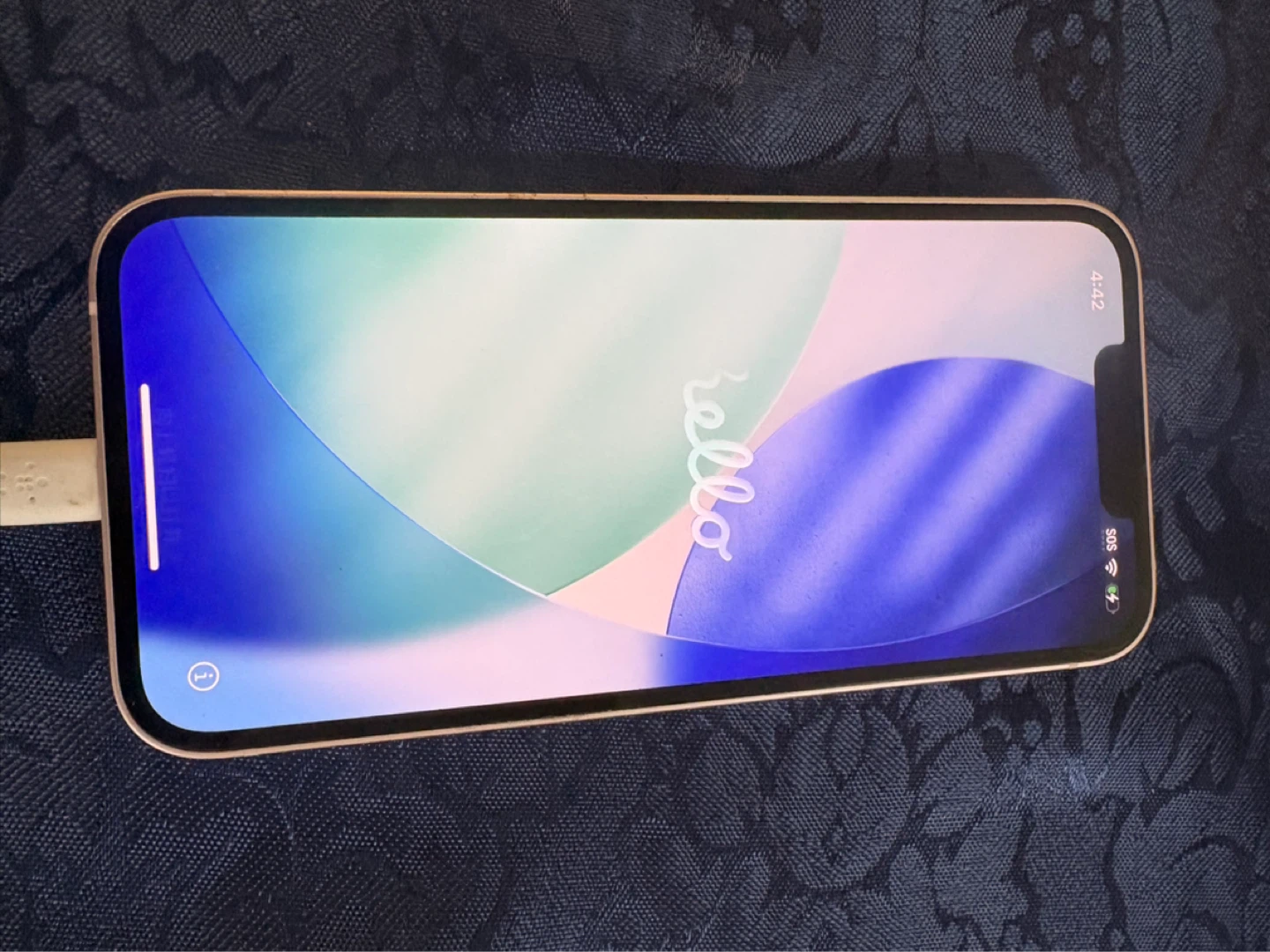 Apple iPhone 13 Pink