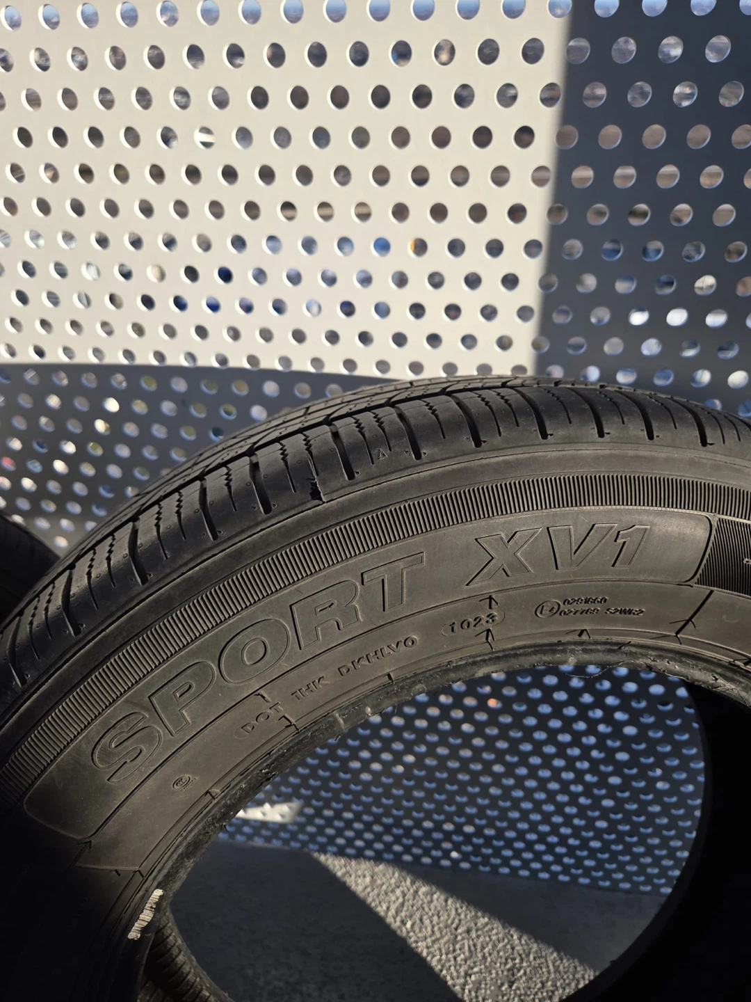 Set of 4 Hilo Sport XV1 Tires 225/65R17 - photo 4