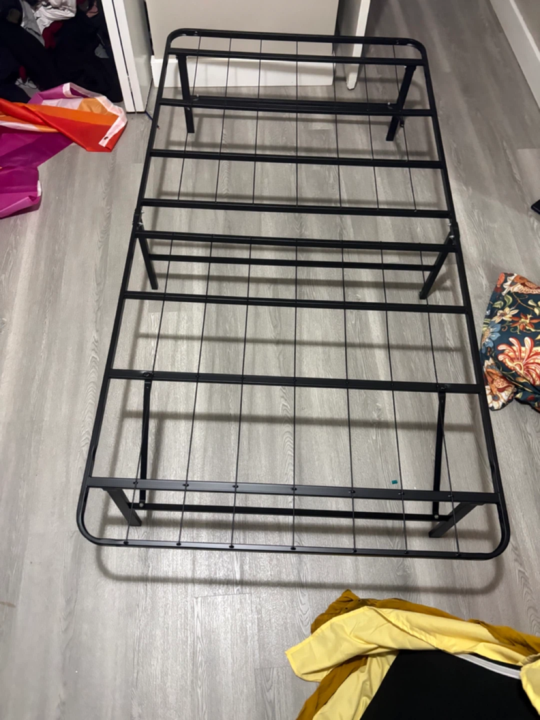 Twin bed frame - photo 2