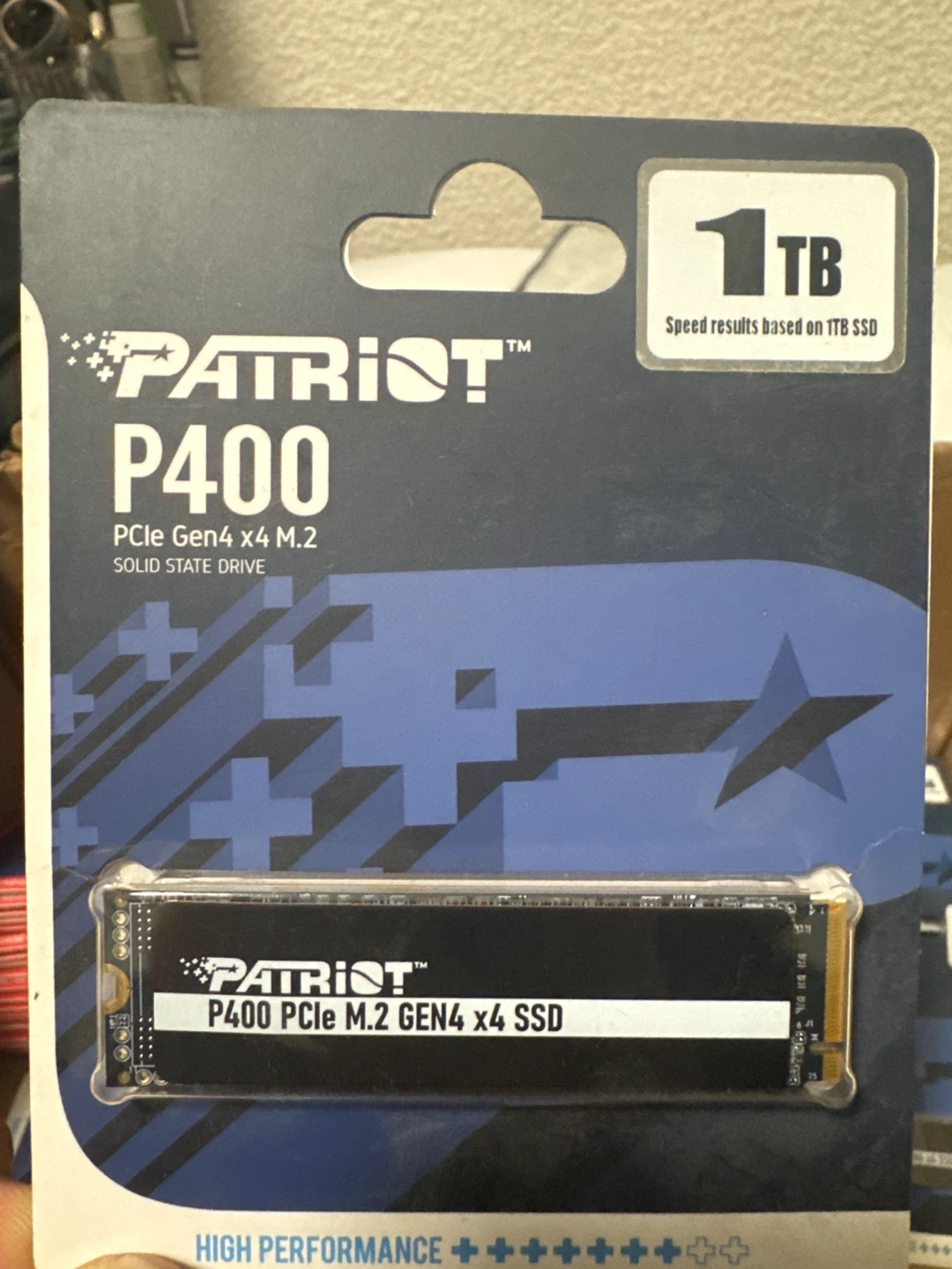 Patriot P400 1TB PCIe Gen4 x4 M.2 NVMe SSD