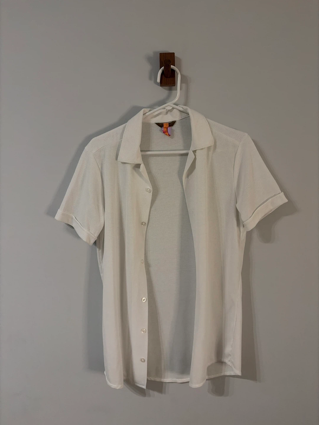 White Button-Up Short Sleeve Shirt