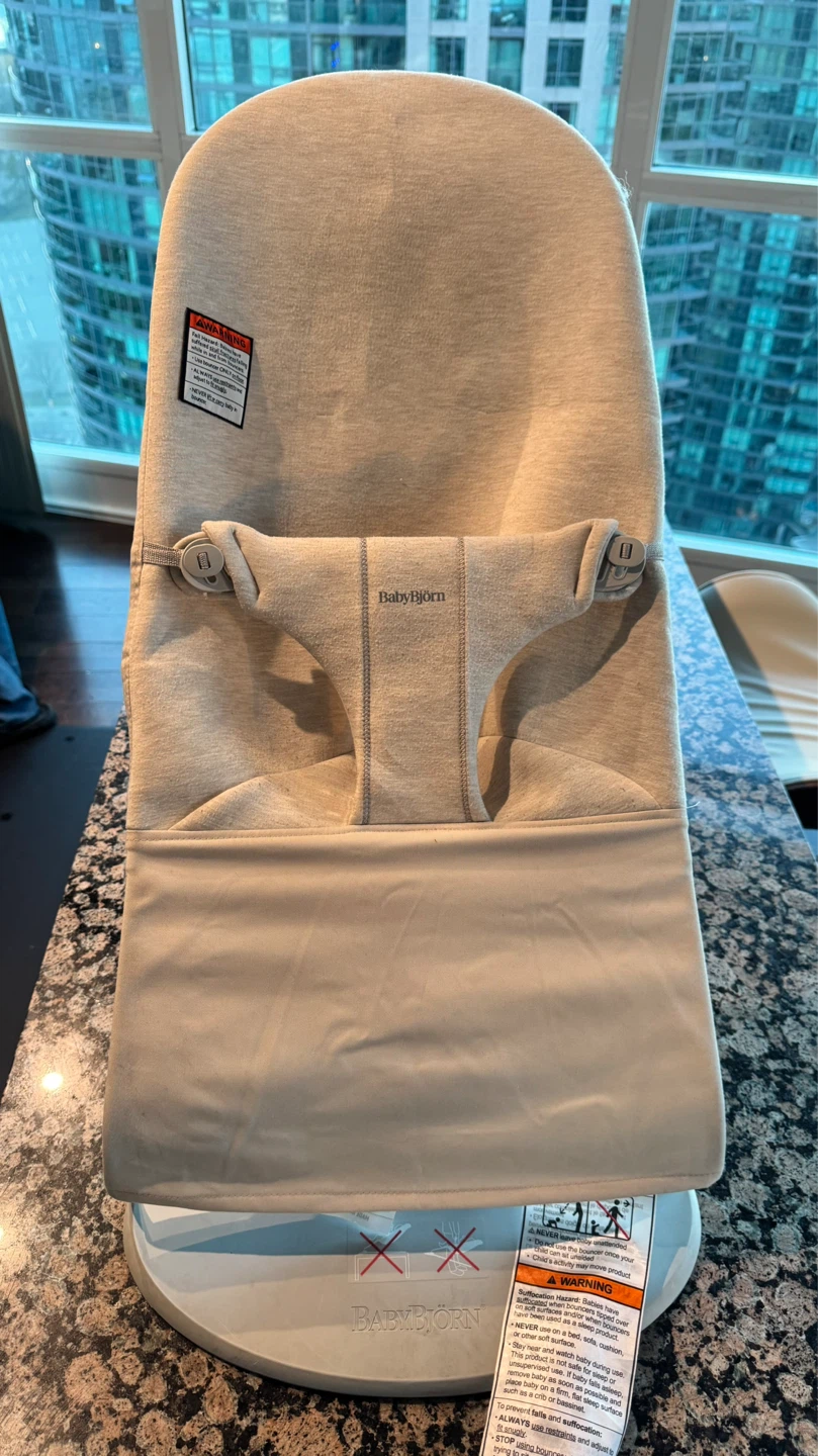 BabyBjörn Bouncer Bliss Light Beige