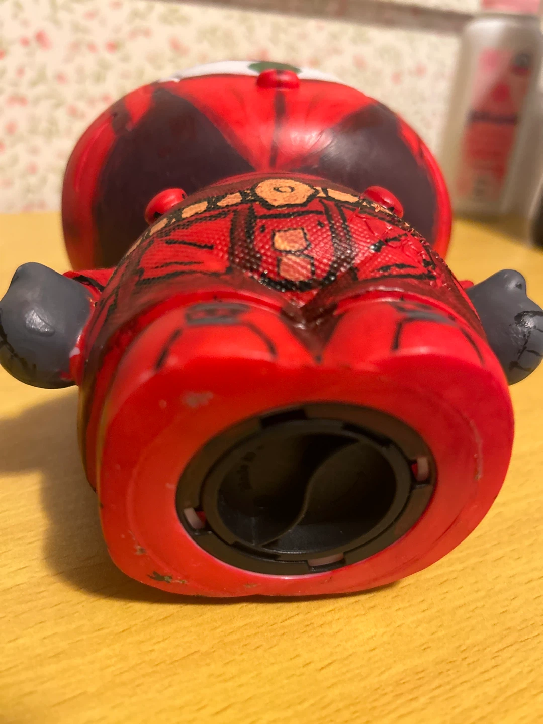 Hand-Painted Hello Kitty Piggy Bank - photo 2
