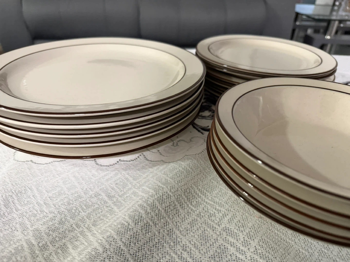 Set of 6 Dinner Plates and 6 Bowls - photo 2