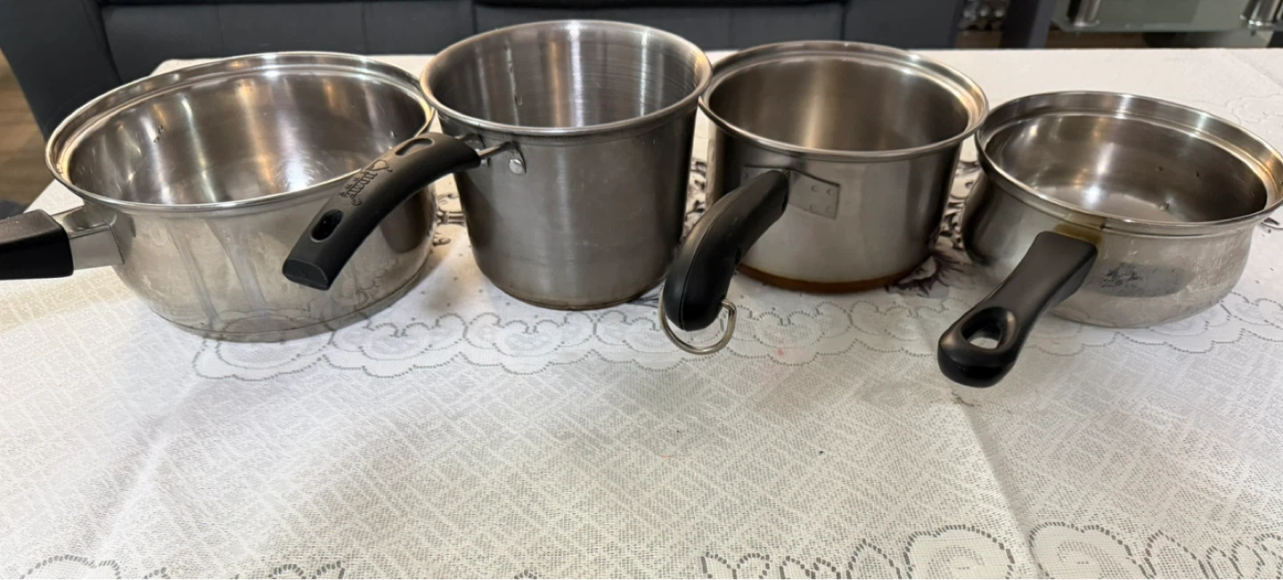 Set of 4 Stainless Steel Saucepans with Black Handles - photo 2