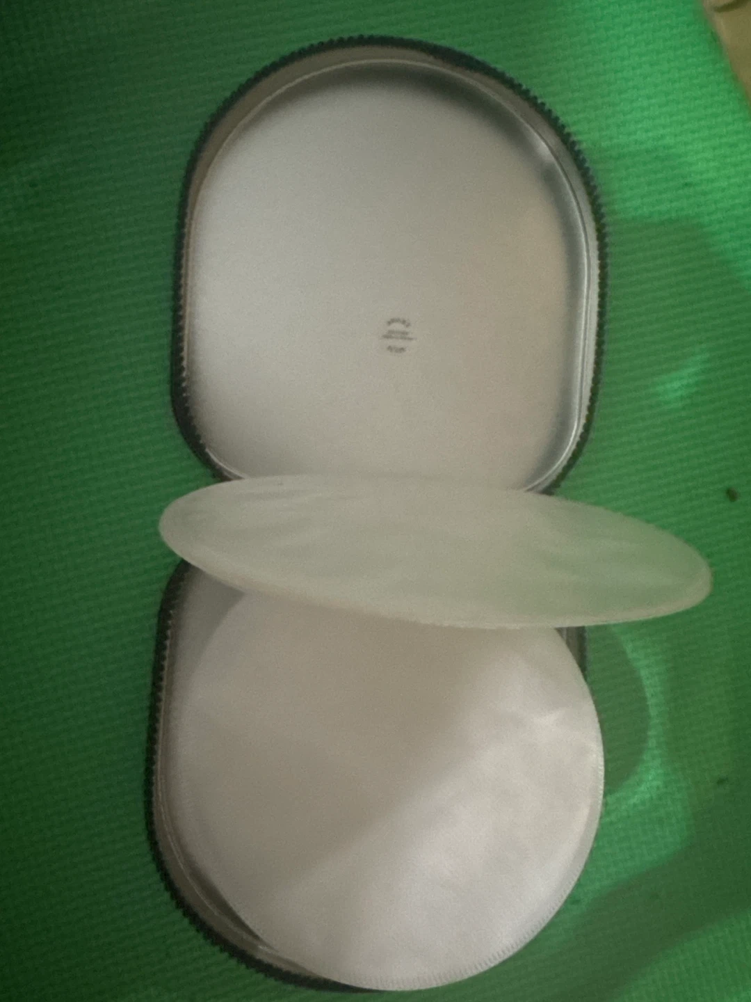 MTV Telus Mobility Tin CD Holder - photo 3