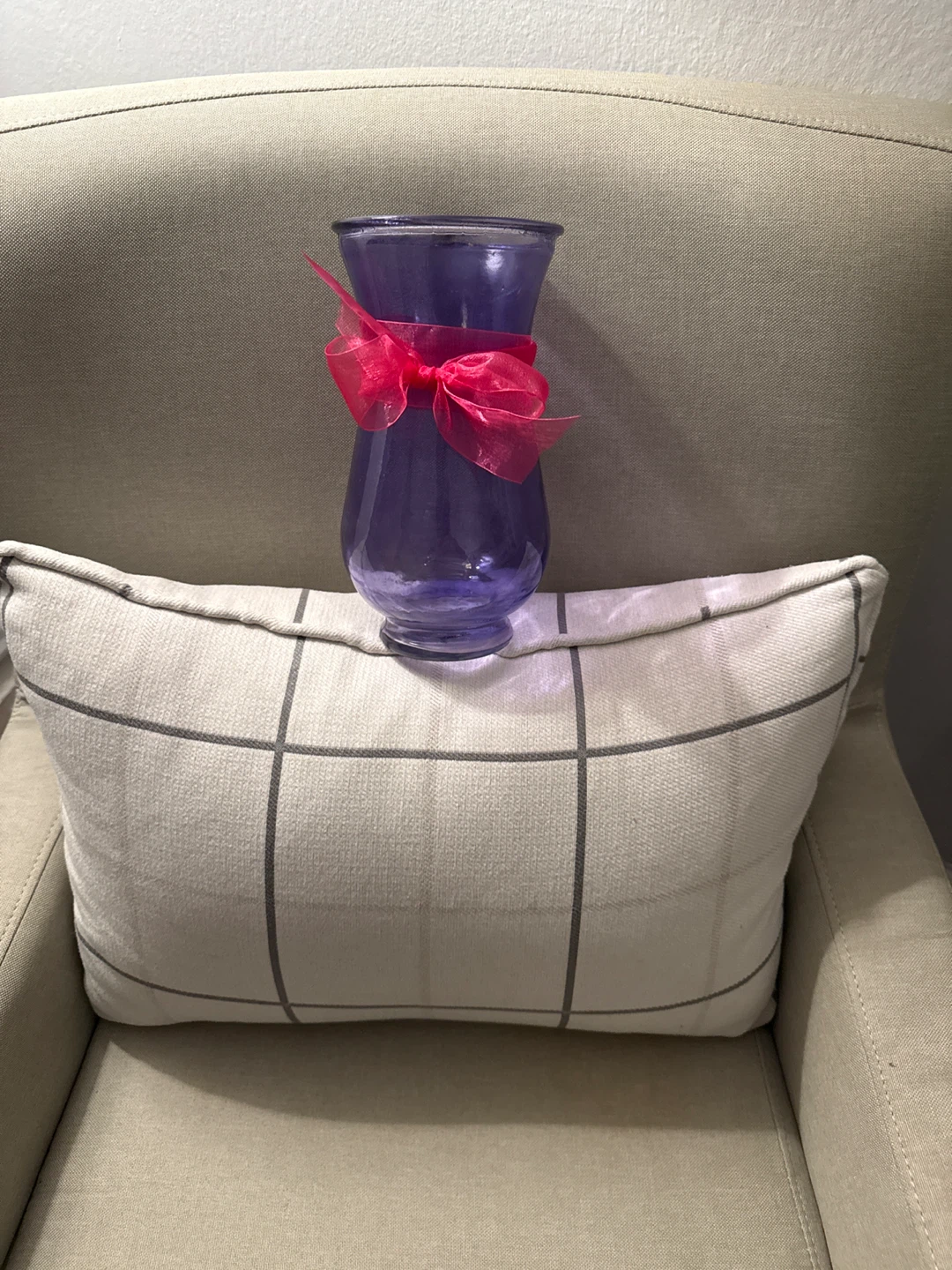 Purple Glass Vase with Pink Ribbon - photo 2