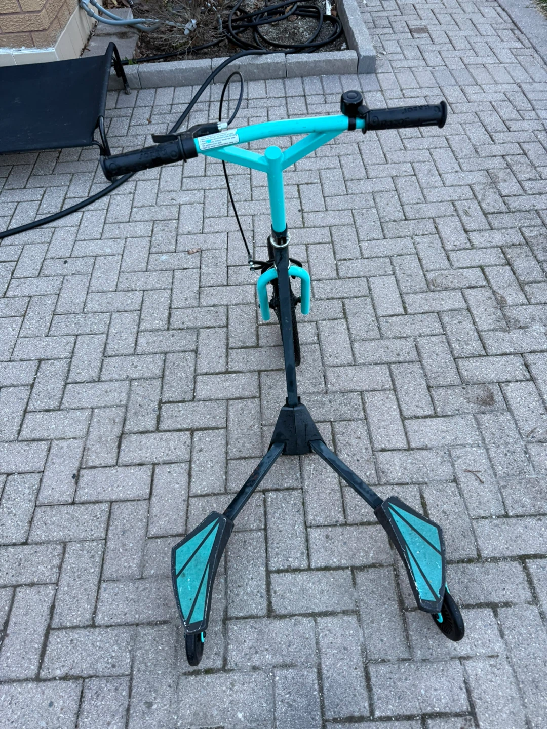 Razor Delta Wing Scooter - photo 4