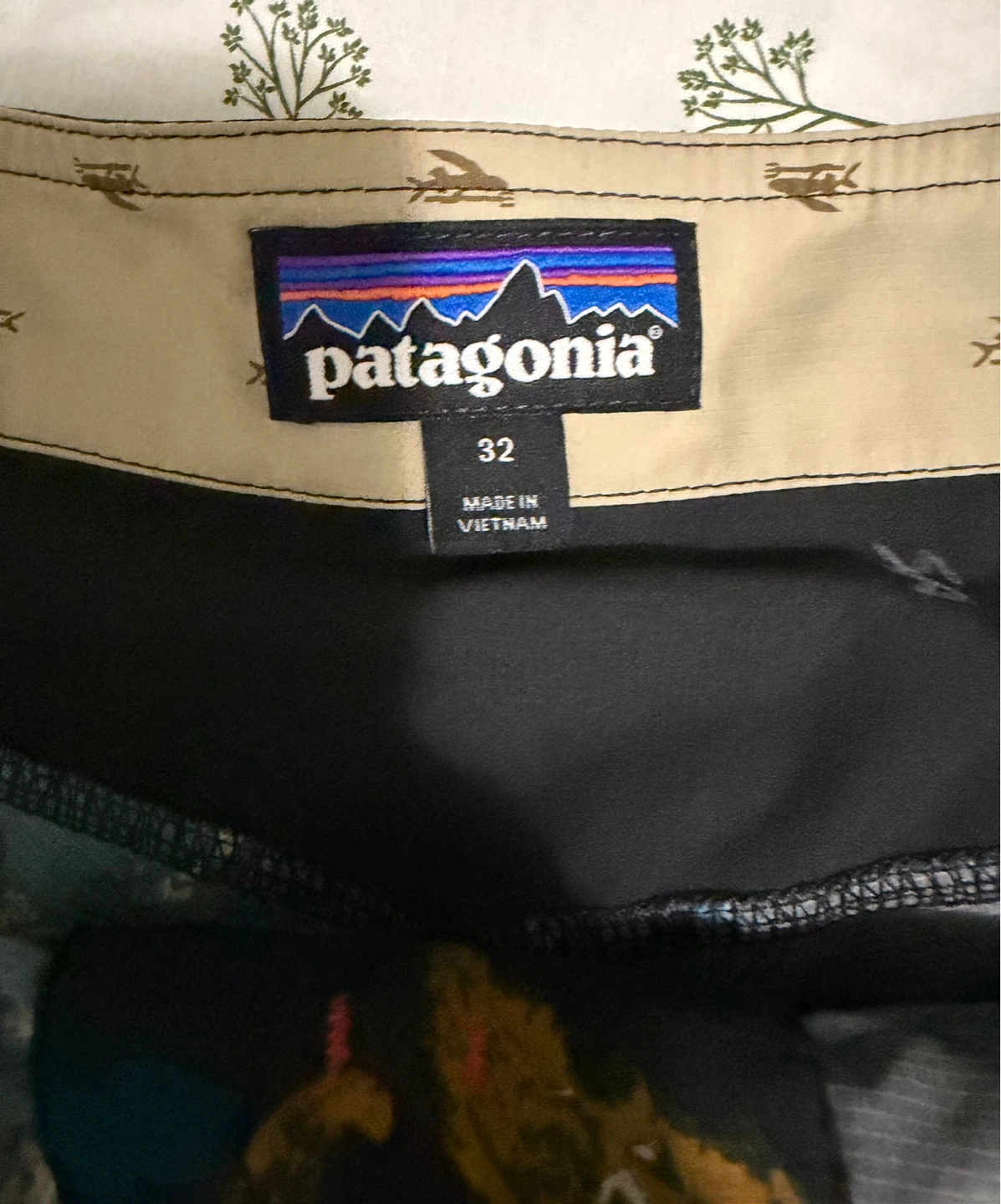 Patagonia Board Shorts Size 32 Floral Print - photo 3
