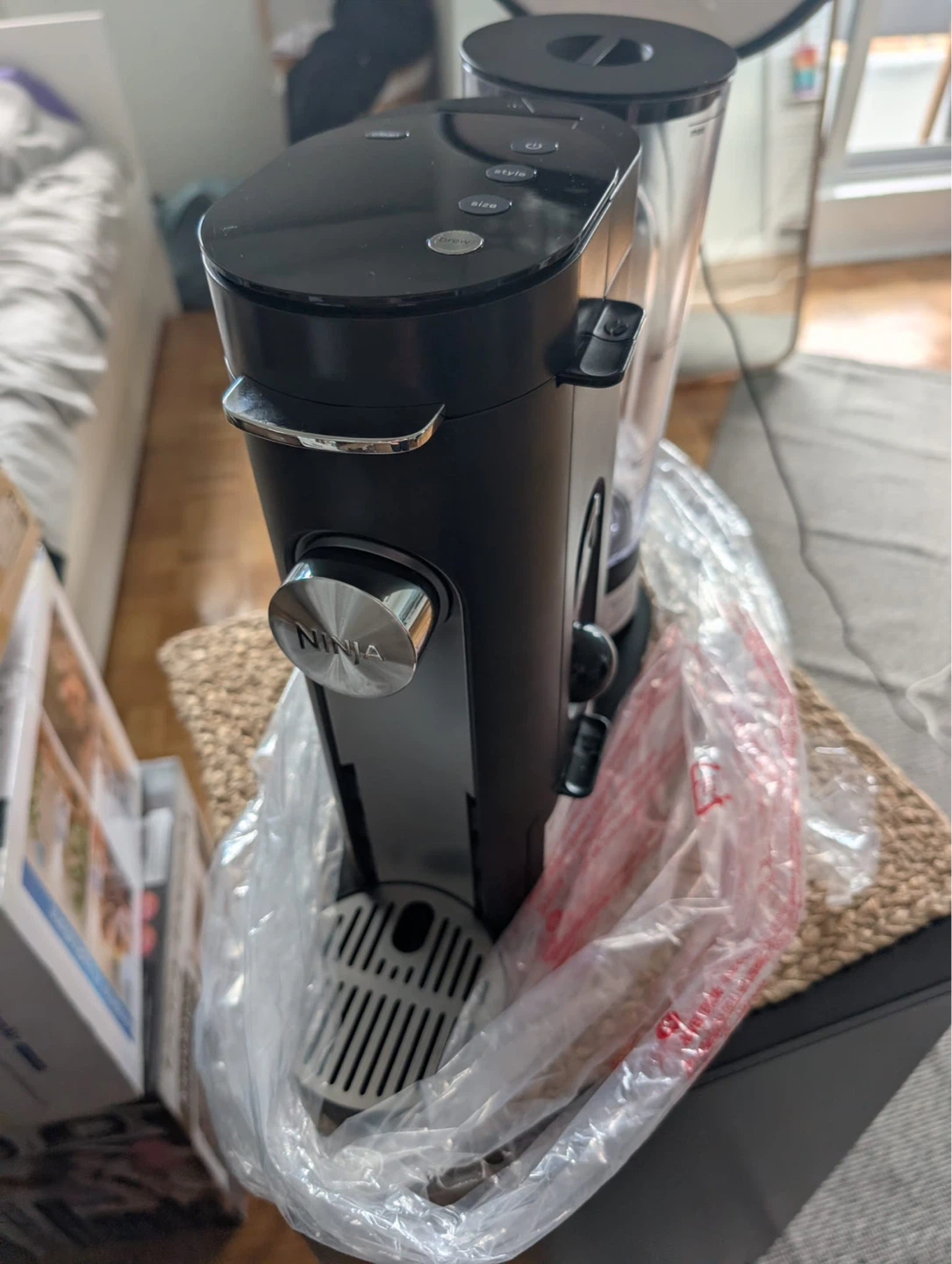 Ninja Pods & Grounds Single-Serve Coffee Maker - photo 5