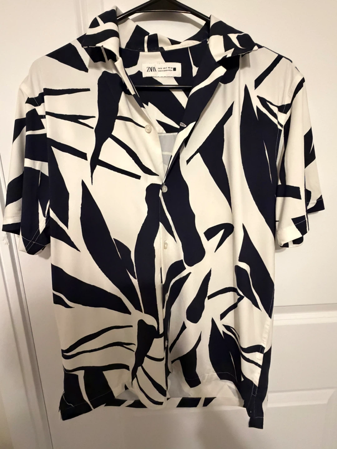 ZARA Men’s Short Sleeve Button-Up Shirt