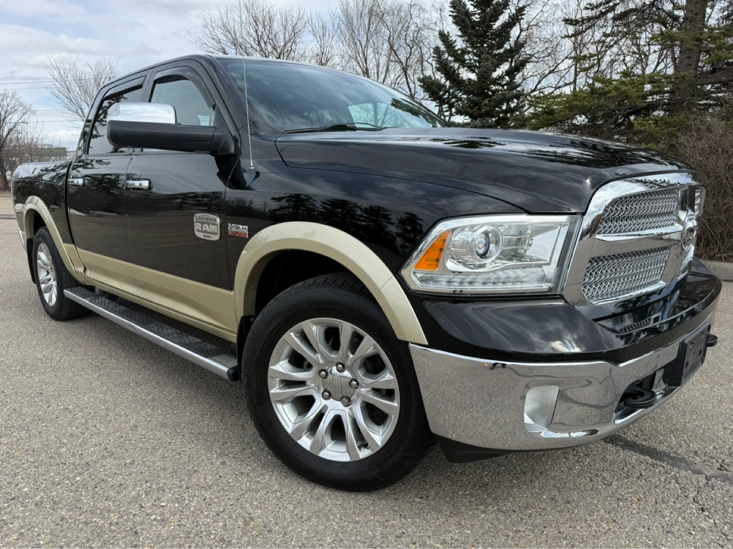 2013 Ram 1500 Laramie Longhorn *43k*