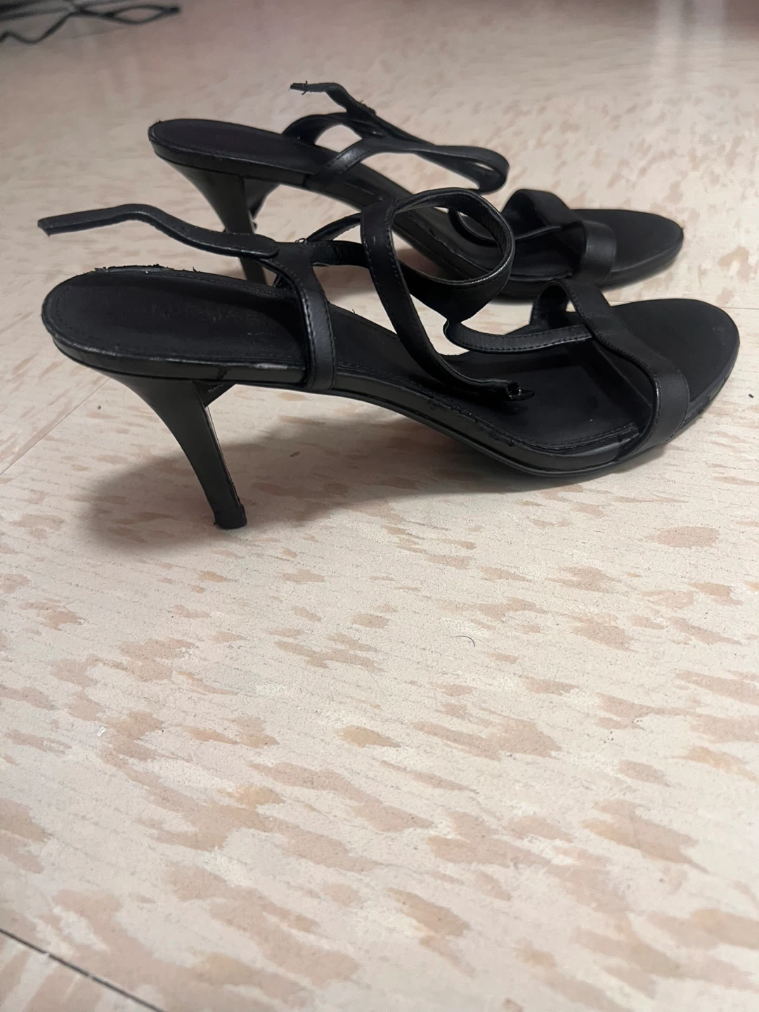 Michael Kors Black Leather Strappy Heels - photo 5