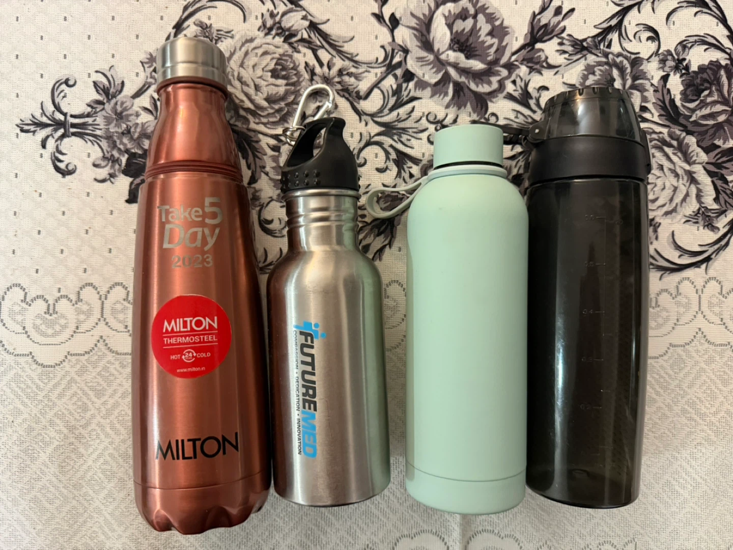 Water Bottles - Set of 4 - photo 2