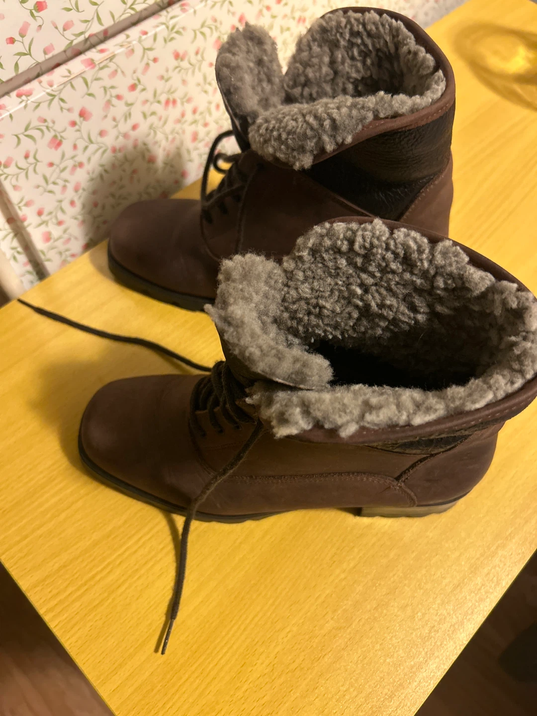 Brown Leather Lace-Up Boots with Fleece Lining - photo 2