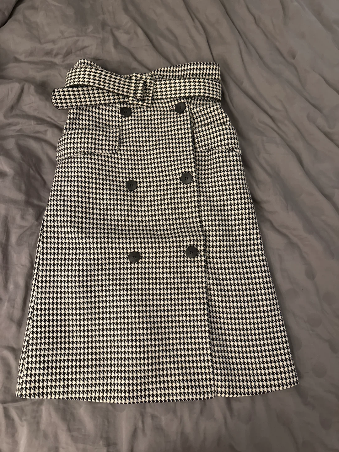 Houndstooth Skirt with Belt