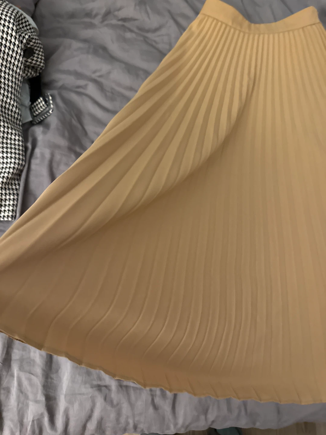 Beige Pleated Midi Skirt - photo 2