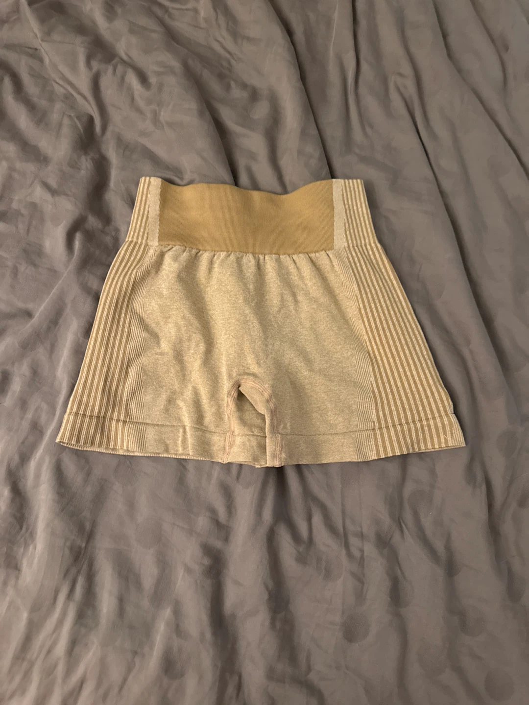 New Women's Seamless Gym Shorts