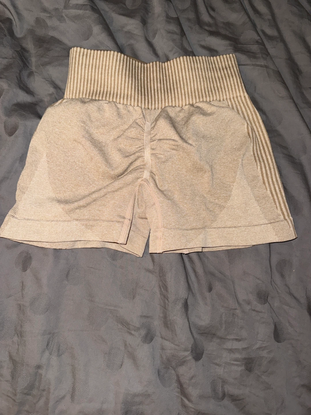 New Women's Seamless Gym Shorts - photo 2