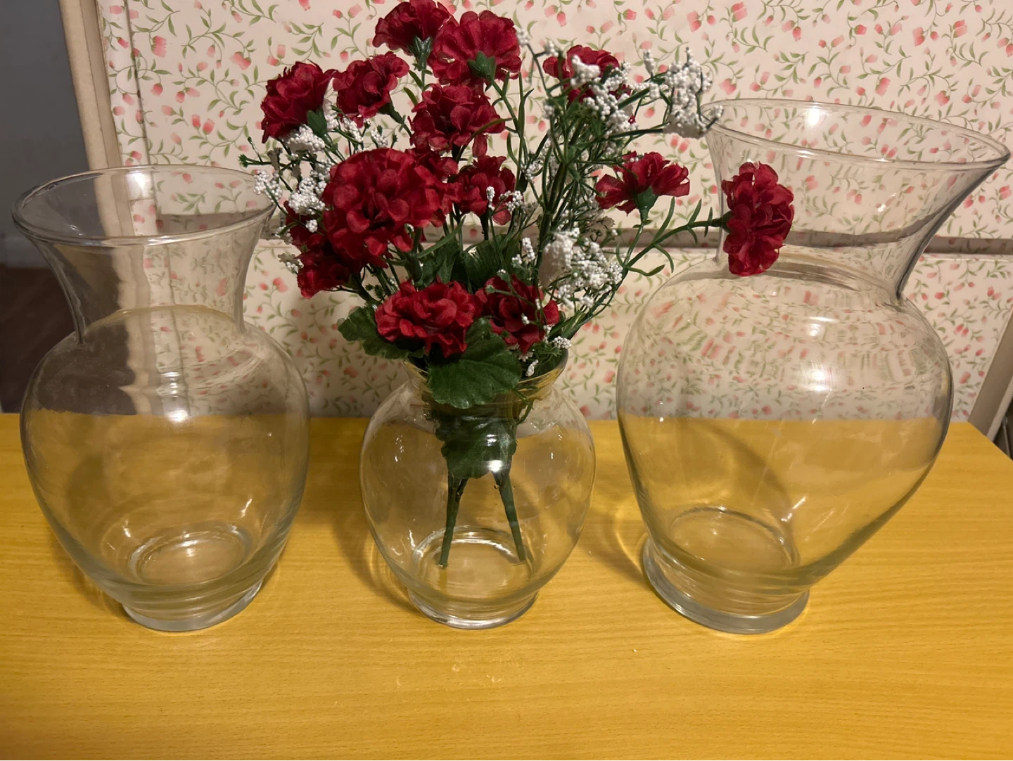 Set of 3 Clear Glass Vases - photo 3