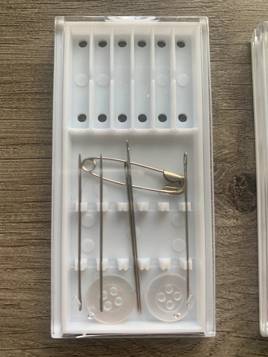 Sewing 🪡 needles 🪡 Kit - photo 2