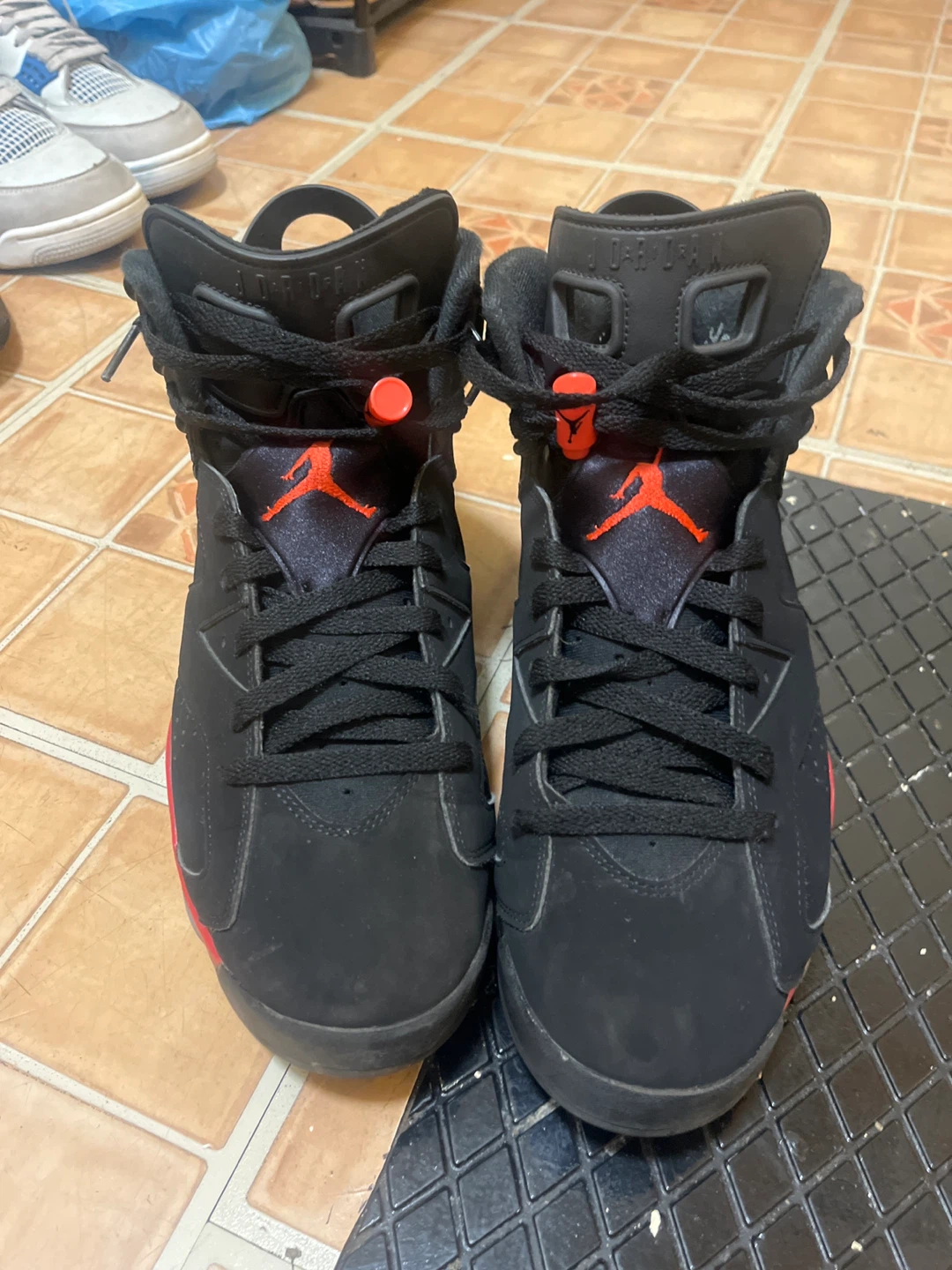 Air Jordan 6 Retro Men's Shoes Black Red