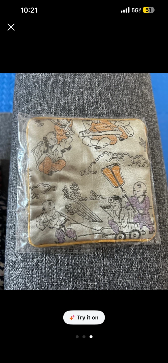 Small Embroidered Pouch with Tassel - photo 3