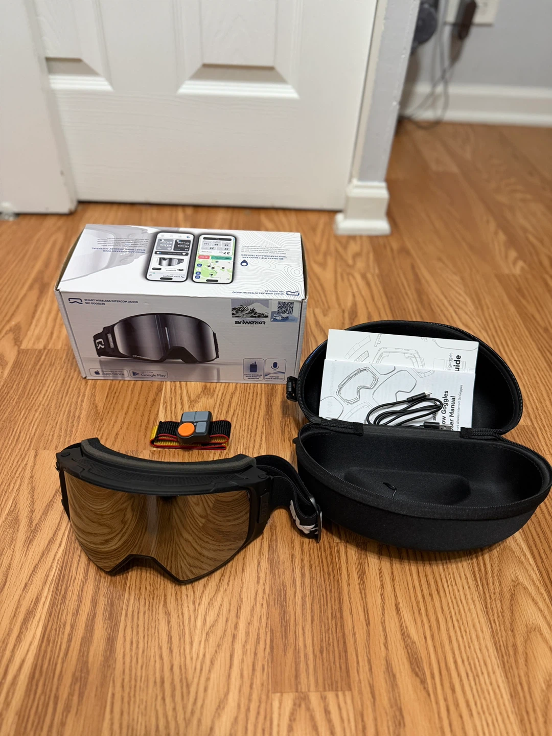 Snow Goggles with TRADITIONAL WALKIE-TALKIES W-Case