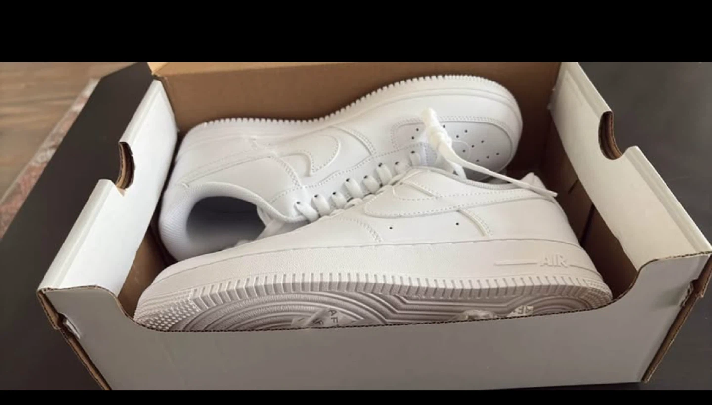 Nike Air Force 1 '07 White Sneakers - photo 4