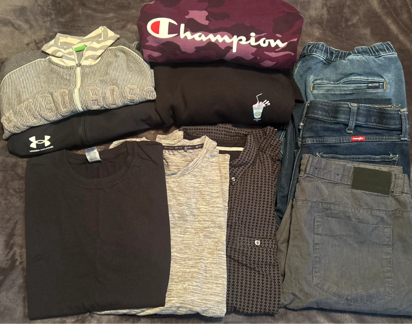 Large Men's Clothing Bundle