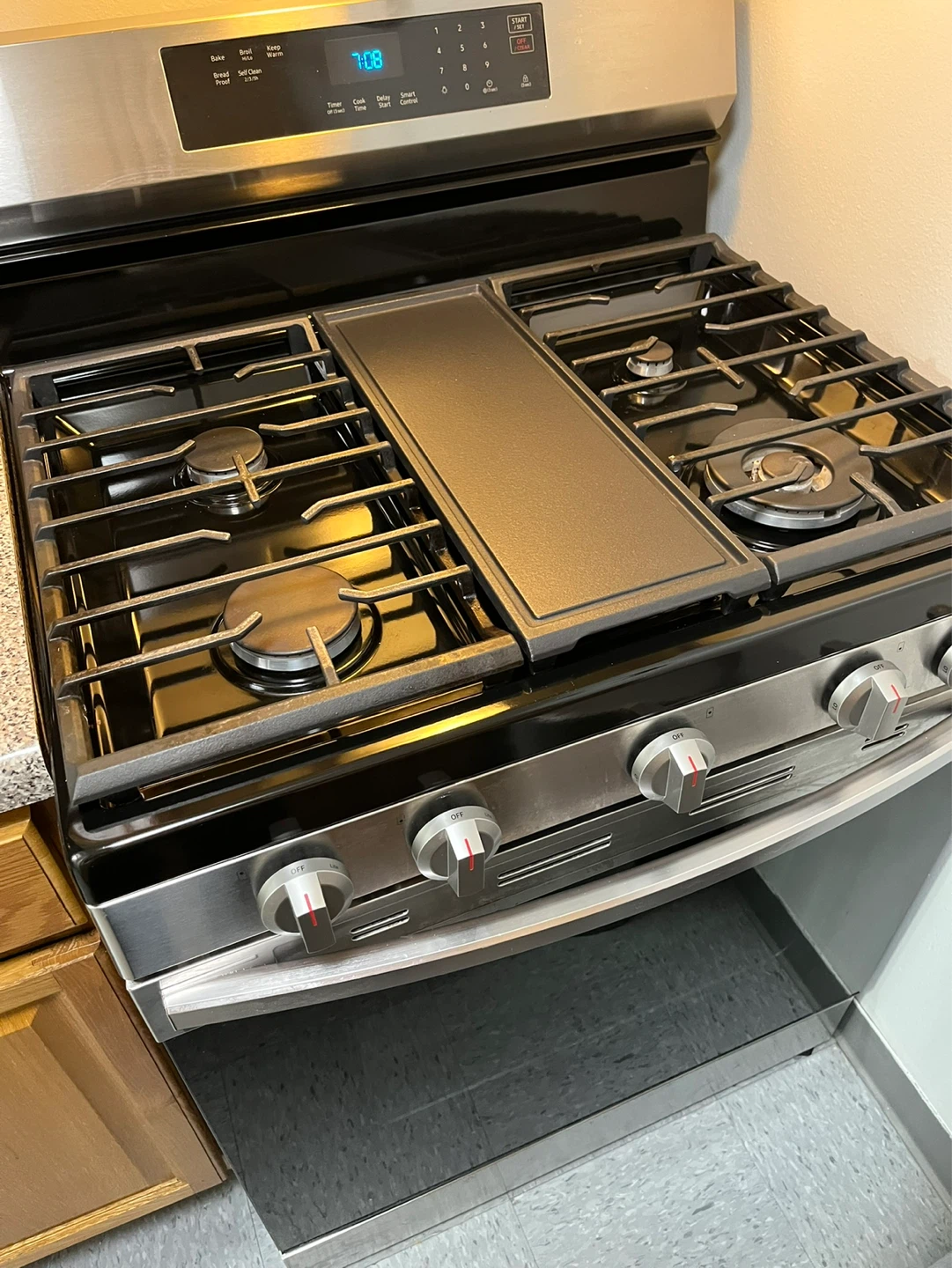 Stainless Steel Gas Range with Griddle
