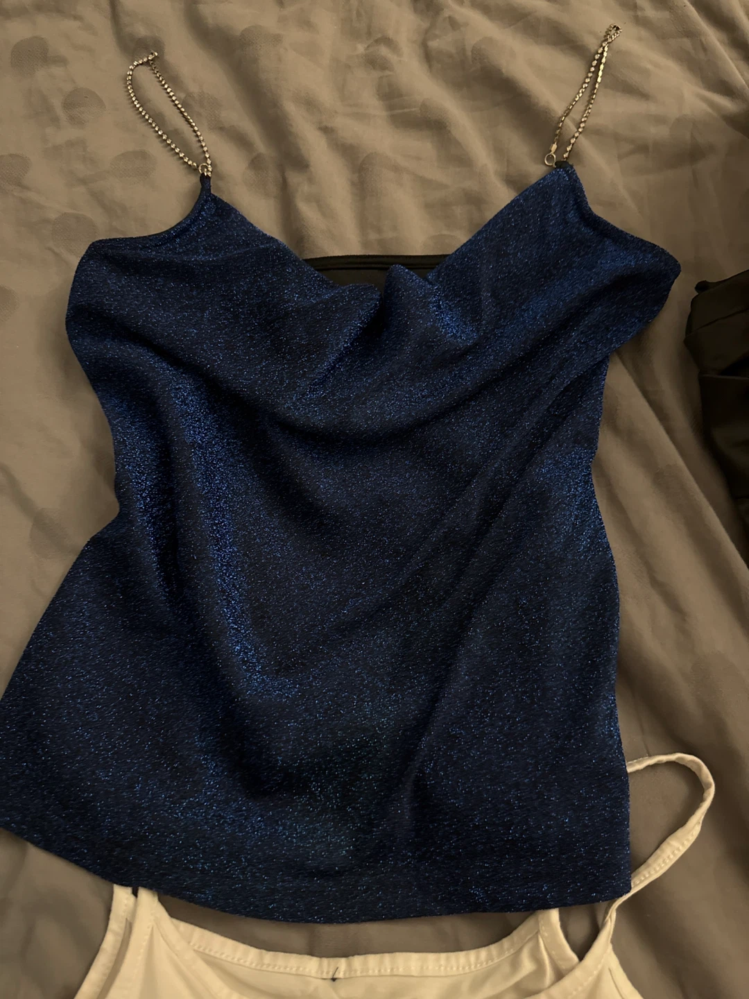 Beautiful tops bundle - photo 2