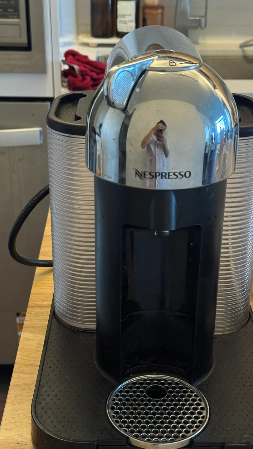 Nespresso vertuo chrome - photo 2