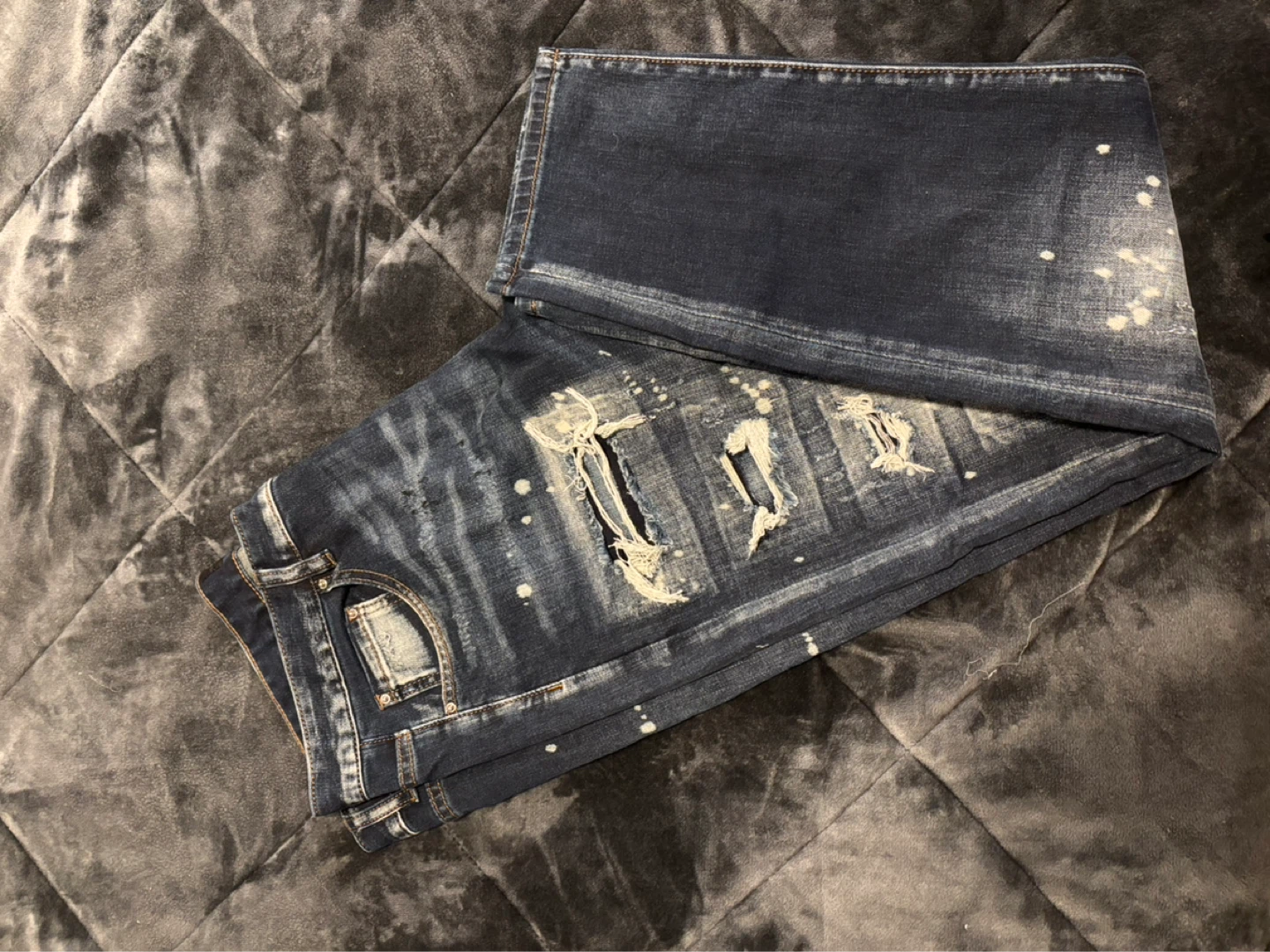 HESNTLS Distressed Blue Jeans - Size 36