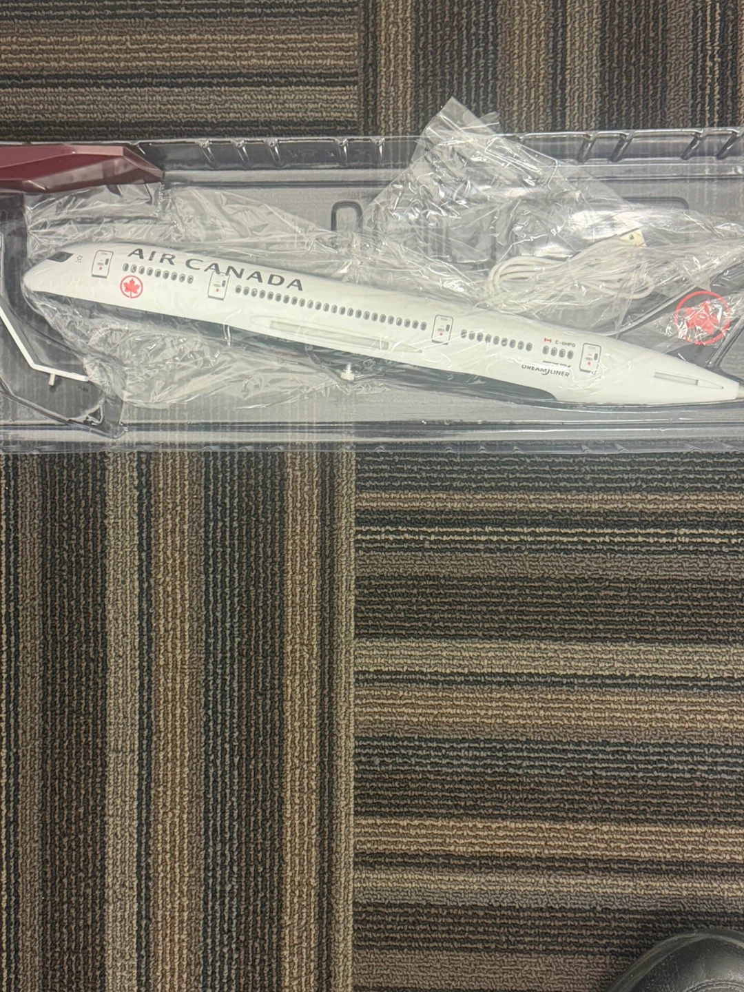 Air Canada Boeing 787 Dreamliner Model Airplane - photo 3